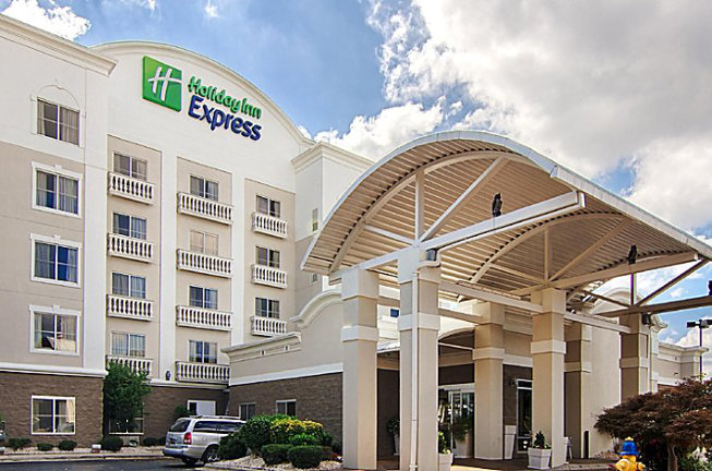 Holiday Inn Express & Suites Mooresville - Lake Norman